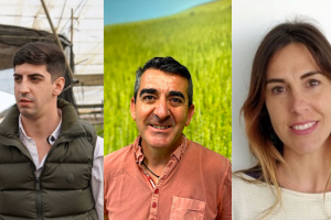 De izquierda a derecha: Manuel Martínez, Concejal de Agricultura de El Ejido; Julián Giner, Director técnico de Koppert en Almería; Estefanía Rodríguez, investigadora del centro IFAPA de La Mojonera