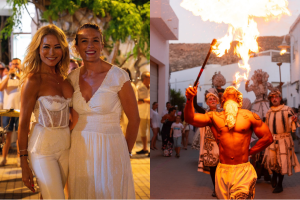 Mar Segura y la concejala de Cultura María Jesús López y el espectáculo de fuego en la Noche en Blanco de Agua Amarga 2024