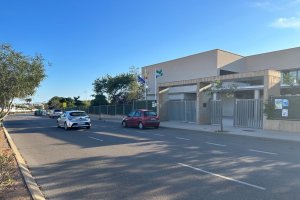 IES Retamar en el Paseo de El Toyo.