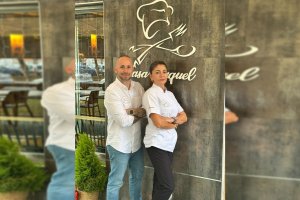 Juan Muriana y Raquel Cruz, de Casa Raquel de El Ejido.