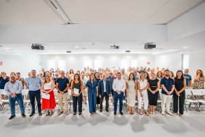 El edificio Polivalente de El Puerto ha sido el escenario para la entrega de subvenciones.