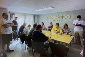 Briefing con los participantes del evento M que se está produciendo en este momento