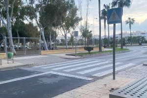 Paso de peatones ubicado en El Toyo