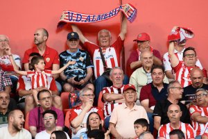 La afición dio un paso al frente. Renovó el 82% de la masa social y ahora quedan las nuevas altas en el Almería.