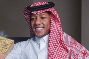 El hondureño Romell Quioto presentado a lo grande como nuevo jugador del Al Najma.