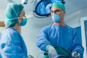 El doctor Pedro Luis Ripoll es uno de los 50 mejores médicos españoles y se encuentra entre los cinco traumatólogos más prestigiosos.