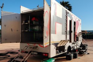 Los camiones de la televisión vuelven a los estadios de Segunda y el lunes toca en el Mediterráneo.