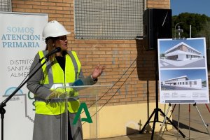 Imagen de archivo de la colocación de la primera piedra del Centro de Salud.