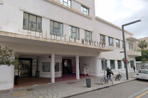 La Biblioteca Central José María Artero, uno de los refugios climáticos.