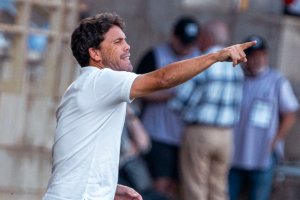 Rubi en la primera mitad del partido entre Cultural Leonesa y Almería.