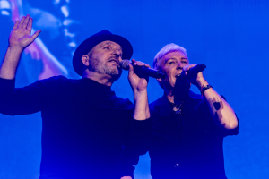 Los hermanos Herrero, Pecos, en concierto.