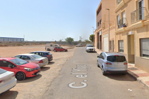 Calle El Yiyo, en Cortijos de Marín.