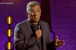 Andreu Buenafuente durante su monólogo en Futuro Imperfecto.