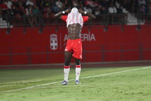 Lopy se lesionó en el partido ante el Sporting de Gijón.