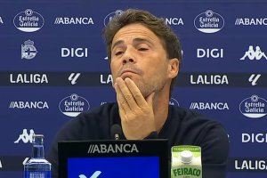 Rubi analizando el empate del Almería en Riazor que le vale para sumar 12 puntos en la clasificación.