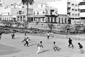 Pistas de cemento de la Rambla, propiedad de los primeros que llegaran con una pelota debajo del brazo.