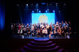 Foto de familia en la gala de clausura del Almería Western Film Festival.
