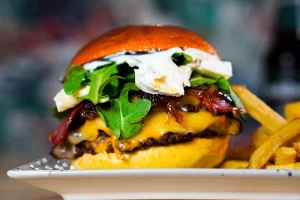 La hamburguesería Guifer 2.0 desembarca en Almería.