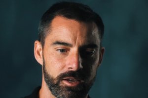 El entrenador valenciano sin experiencia en LaLiga acepta un gran reto.