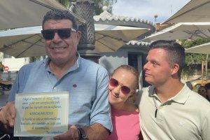 Francisco Navarro el día de su jubilación.