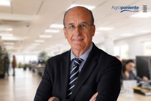 Andrés Vega, exdirectivo de Central Lechera Asturiana y Ahold Supermercados, se une al Comité de Dirección de Agroponiente para impulsar la profesionalización y el talento interno.