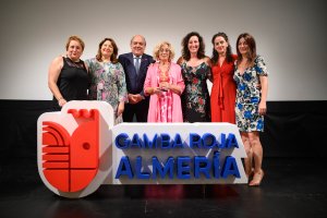 Autoridades al presentar la marca ‘gamba roja de Almería’.