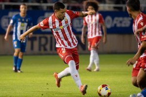 Thalys hizo un buen partido en Lorca abriendo el camino del gol a Perovic en la primera mitad.