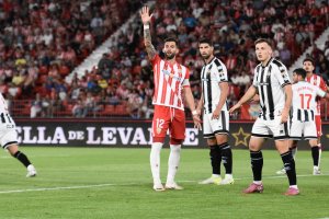 Leo Baptistao regresará a la alineación tras descansar en la Copa del Rey.