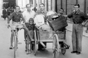 La familia Díaz fue un ejemplo de implicación en un negocio familiar, la barraca con la que empezaron en el Mercado Central.