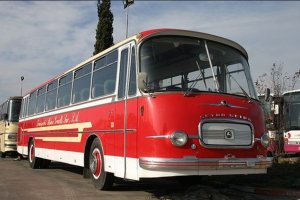 La alsina era para los almerienses el vehículo rojo más que la empresa en sí.