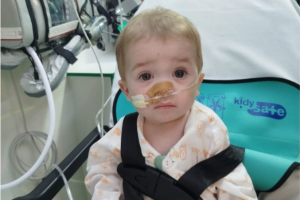 Manuel, el bebé de 14 meses, que necesita ayuda