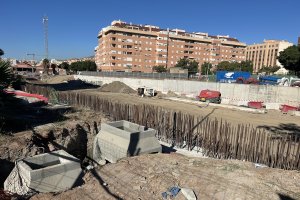 Vista de los trabajos en marcha para el soterramiento de las vías del ferrocarril en la capital