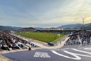 El Real Jaén ha vuelto a ilusionar a una afición que regresa al campo.