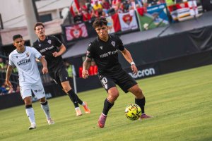 Nico Melamed en el Ceuta-Almería que solo se jugó la primera parte.