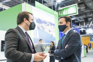 Fernando Giménez y Javier Aureliano García, en FITUR, en una imagen de archivo.