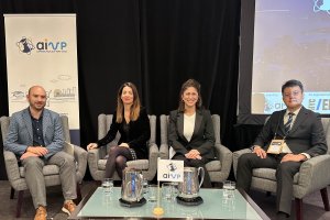 La presidenta de la APA junto a representantes de EEUU, Quebec y Busán durante su panel en la conferencia de la AIVP.