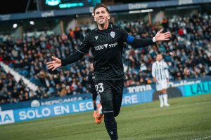 Un futbolista que marca el camino del ascenso a la Liga de las Estrellas.