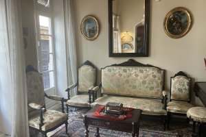 Una de las estancias de la casa que habitó Carmen de Burgos con su marido Arturo Alvarez.