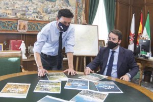 Javier Aureliano García y Fernando Giménez en Diputación durante la época de la pandemia.