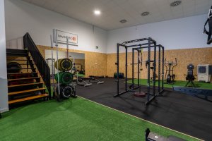 El nuevo centro de entrenamiento en Huércal que rompe con el gimnasio tradicional.