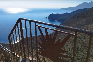 El mirador ofrece una de las mejores vistas del litoral del Cabo de Gata.