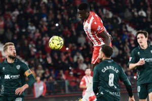 Patrick Soko le pone todo el corazón del mundo pero no consigue abrir la lata ni sentirse cómodo en el inicio de temporada.