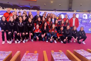 La presentación de la Almería Cup 2025 ha sido en el CC Torrecárdenas.