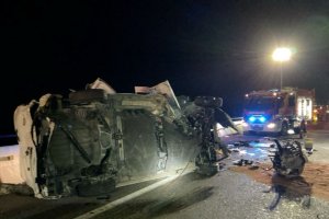 Uno de los vehículos involucrados en el accidente.