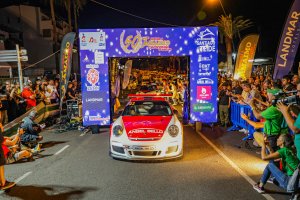 José Antonio Aznar en la salida que tuvo lugar en la noche del viernes.