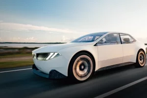 Imagen del Serie 3 EV que llegará en 2026