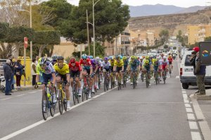 Fiel a la tradición, la Clásica de Almería masculina, clasificada con categoría 1.Pro por la UCI, recorrerá una vez más todos los municipios de la comarca del Poniente de la provincia.