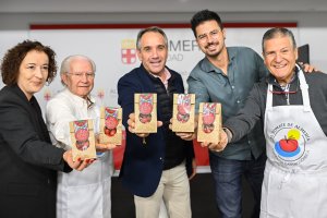 La organización de este evento repartirá 6.000 bolsas de tomate cherry en una jornada que estará acompañada además de la celebración del concierto de Las Migas