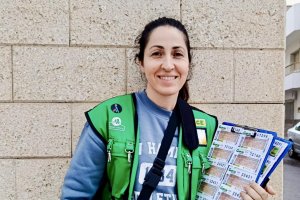 María Jesús Hernández es la vendedora que ha repartido la suerte en Carboneras.