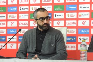 Mohamed El Assy en la presentación de Miguel de la Fuente.